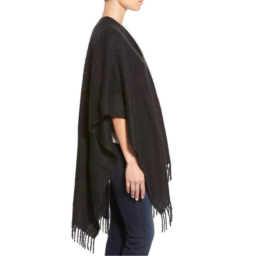 Echo‎ Bouclé Cape, Shawl, Wrap, Sweater, Black, Super Comfy Warm, One size NWT